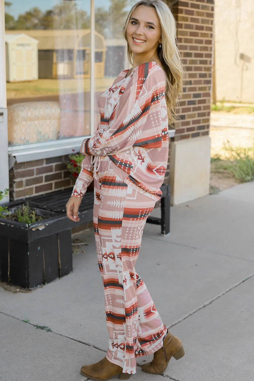 Geometric Top and Drawstring Pants Lounge Set - Fashorio