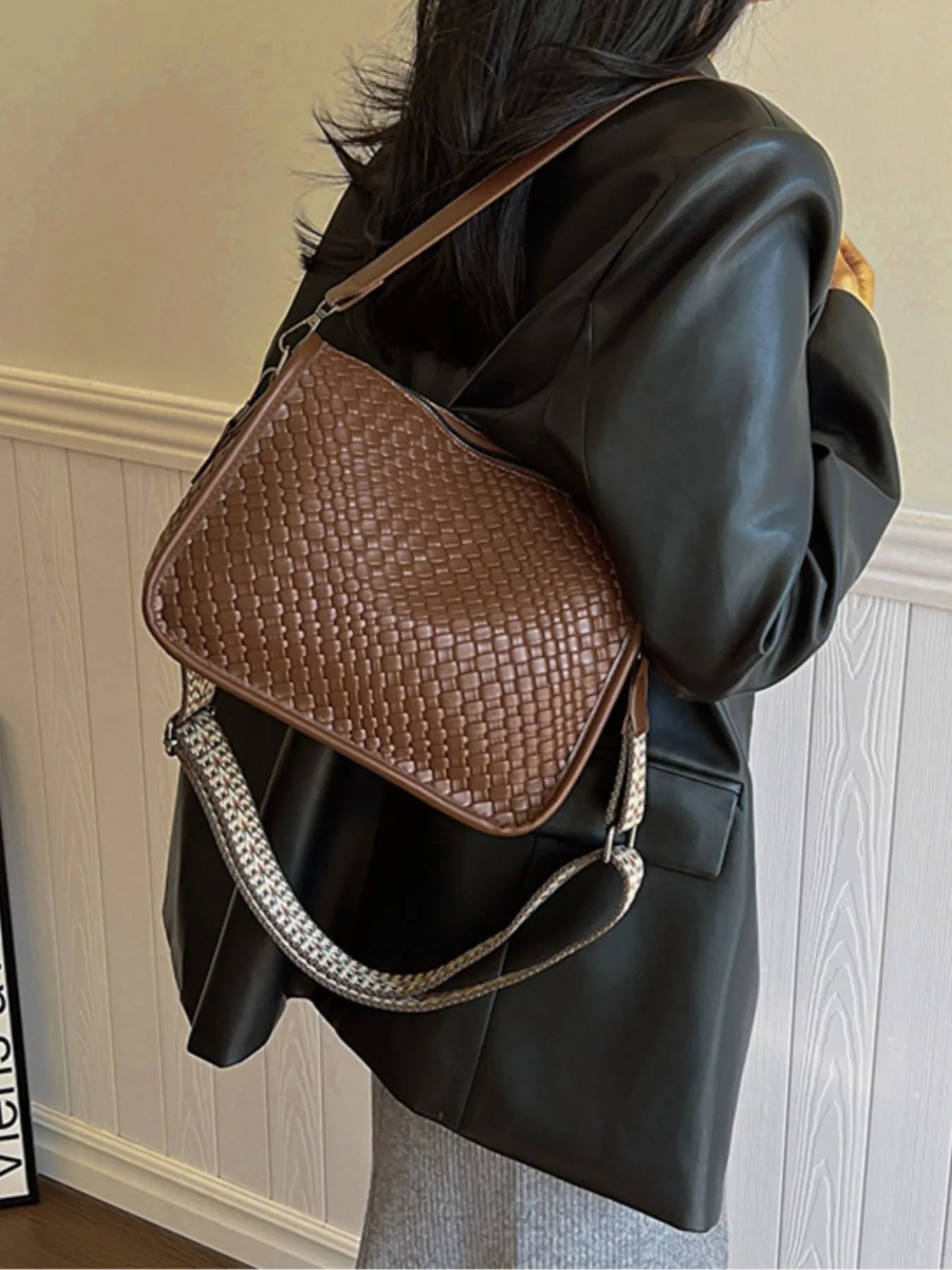 Textured Leather Shoulder Bag - Fashorio