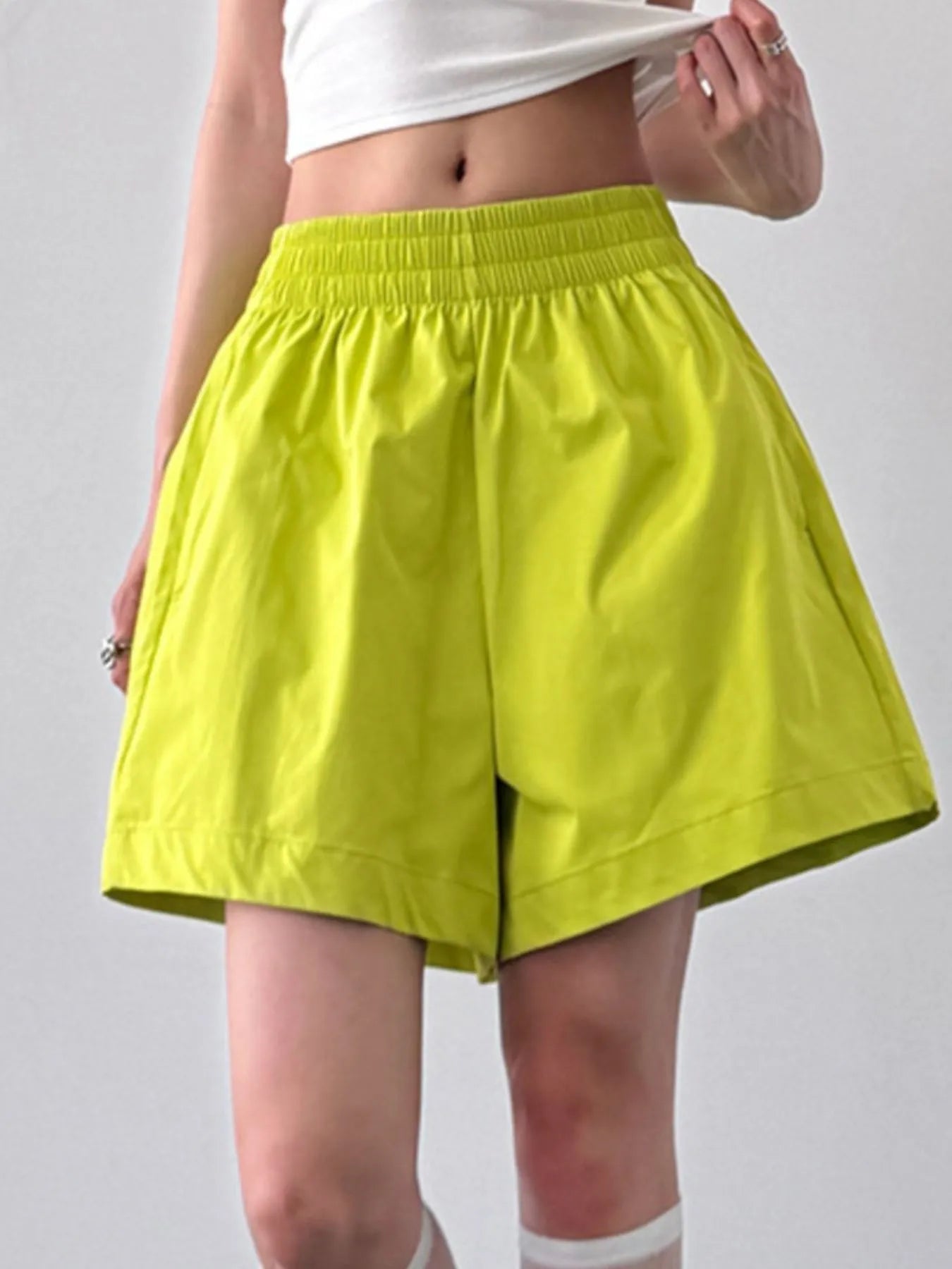 Smocked Wide-Leg Shorts Fluorescent Green - Fashorio