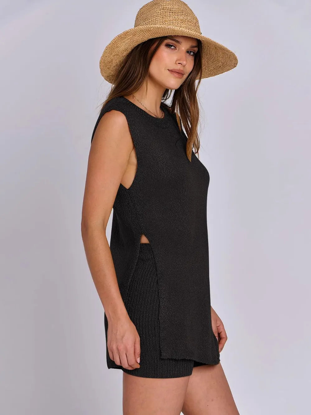 Side Slit Round Neck Tank and Ribbed Shorts Sweater Set - Fashorio
