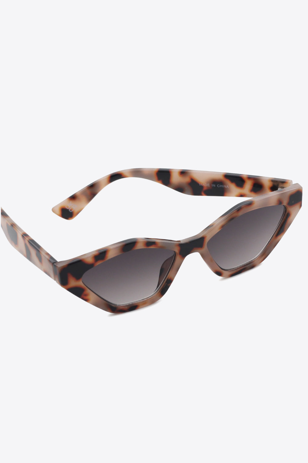 Cat Eye Polycarbonate Sunglasses - Fashorio