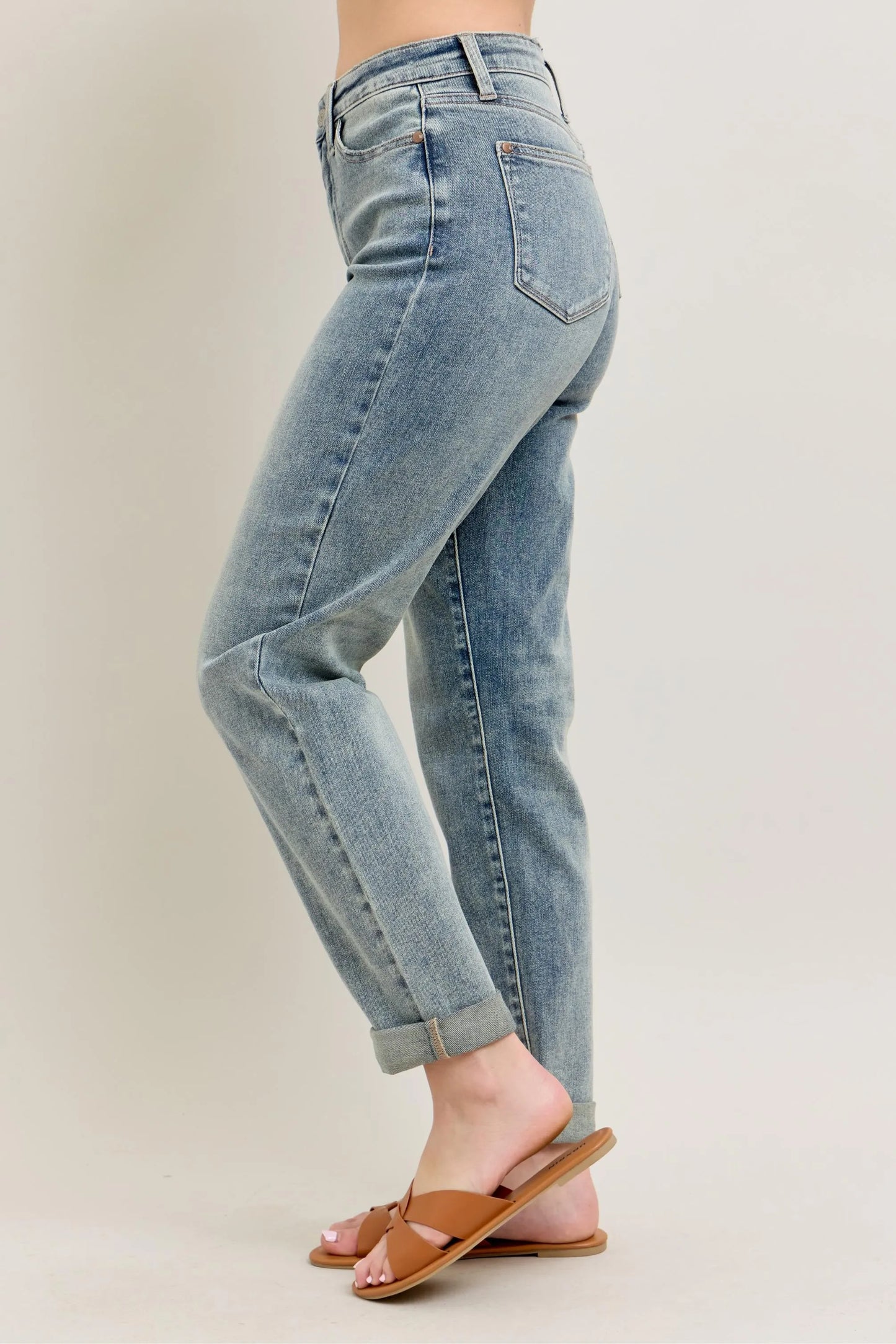 Judy Blue Full Size Hw Vintage Wash Double Roll Cuff Bf Jeans Plus Size - Fashorio