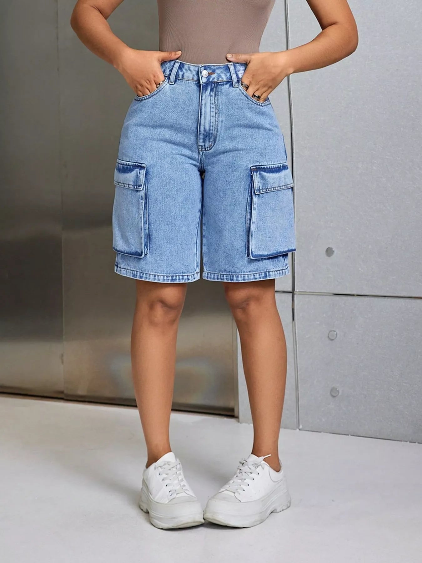 High-Waisted Cargo Denim Shorts - Fashorio