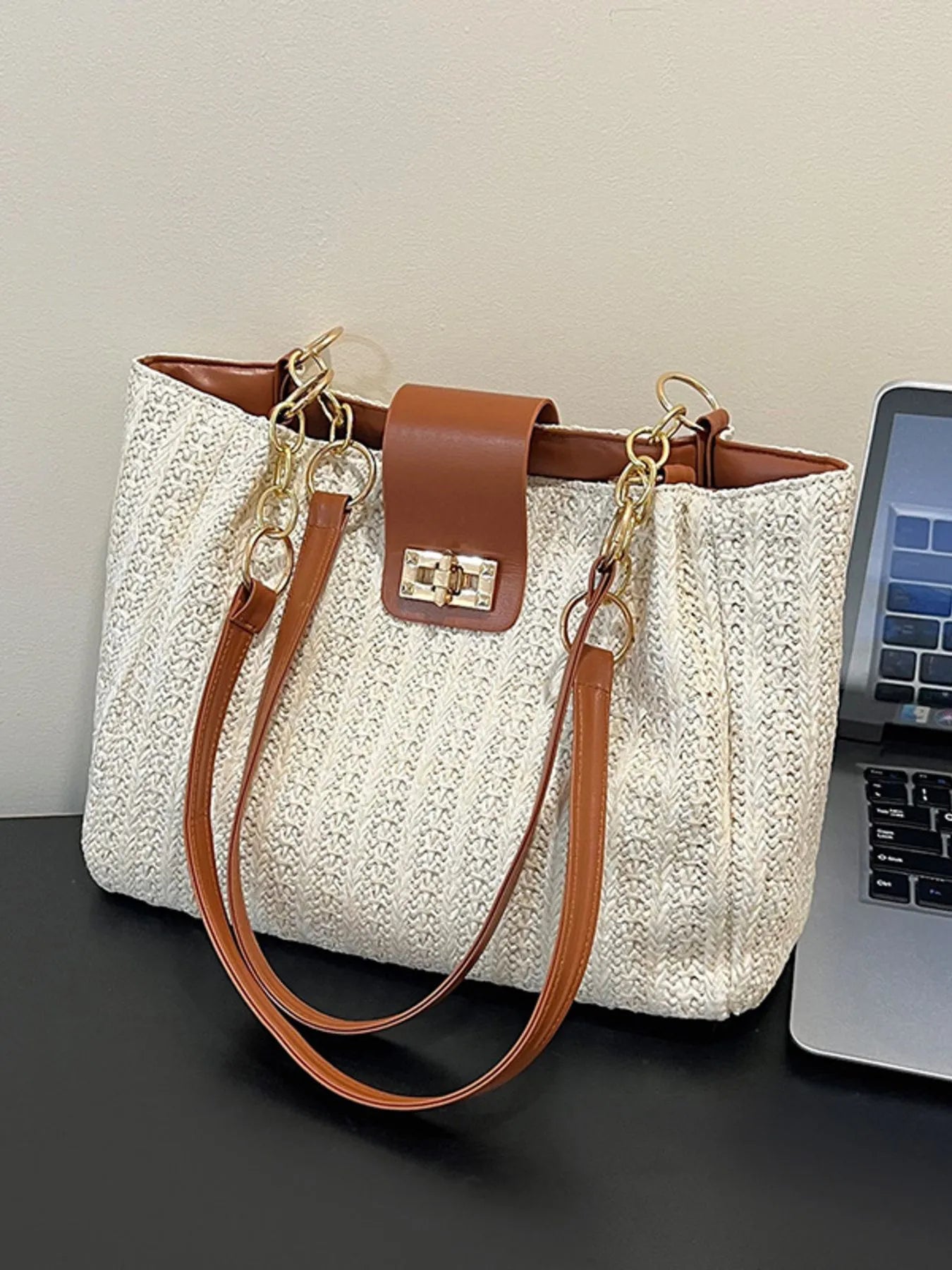 Woven Straw Shoulder Bag - Fashorio