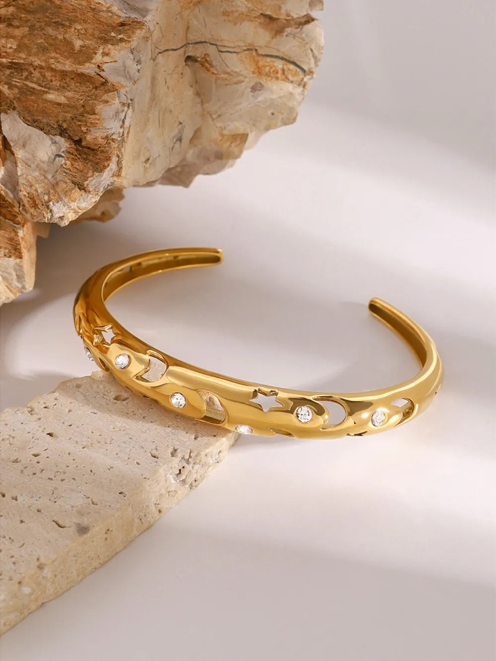 Stainless Steel Inlaid Rhinestone Cutout Bracelet - Fashorio