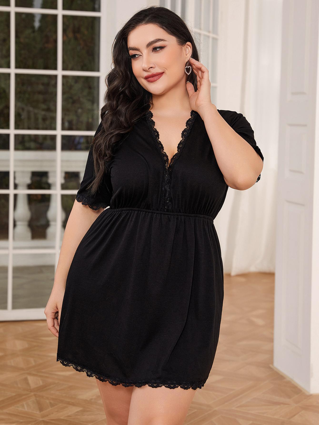 Plus Size Lace Trim Deep V Night Dress - Fashorio