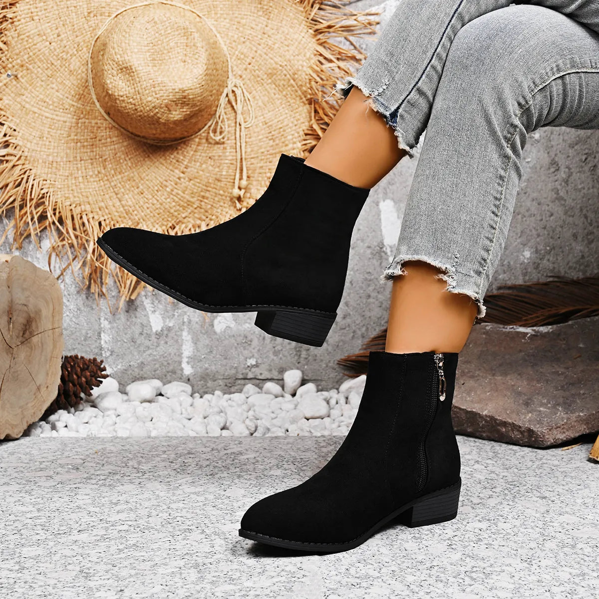 Block Heels Chelsea Boots - Fashorio