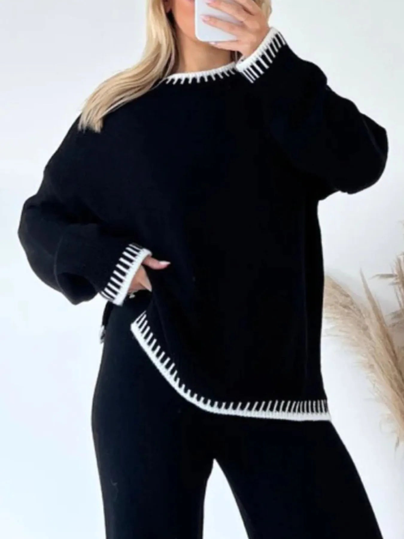 Contrast Trim Round Neck Top and Pants Sweater Set - Fashorio