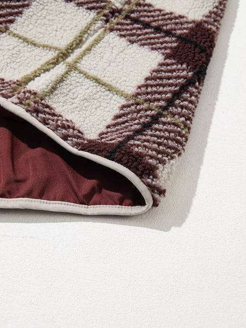 Plaid Fleece Jacket with Stand Collar – Buttoned & Pocketed - Fashorio