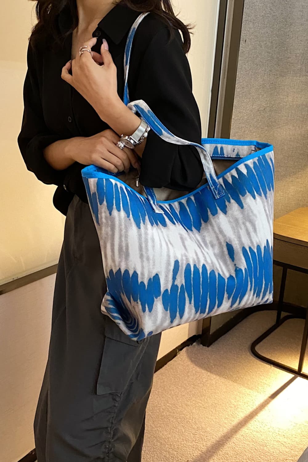 Printed PU Leather Tote Bag - Fashorio