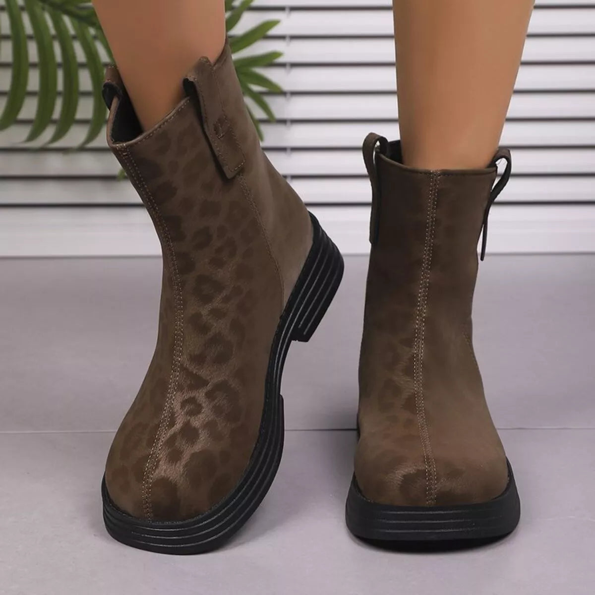 Leopard Round Toe Block Heels Boots Brown - Fashorio