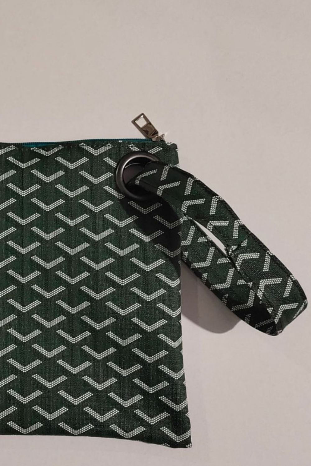 Carry Your Love Plaid Wristlet - Fashorio