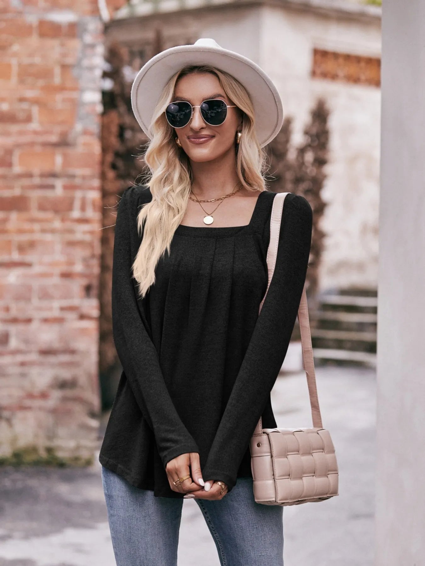 Square Neck Long Sleeve T-Shirt - Fashorio