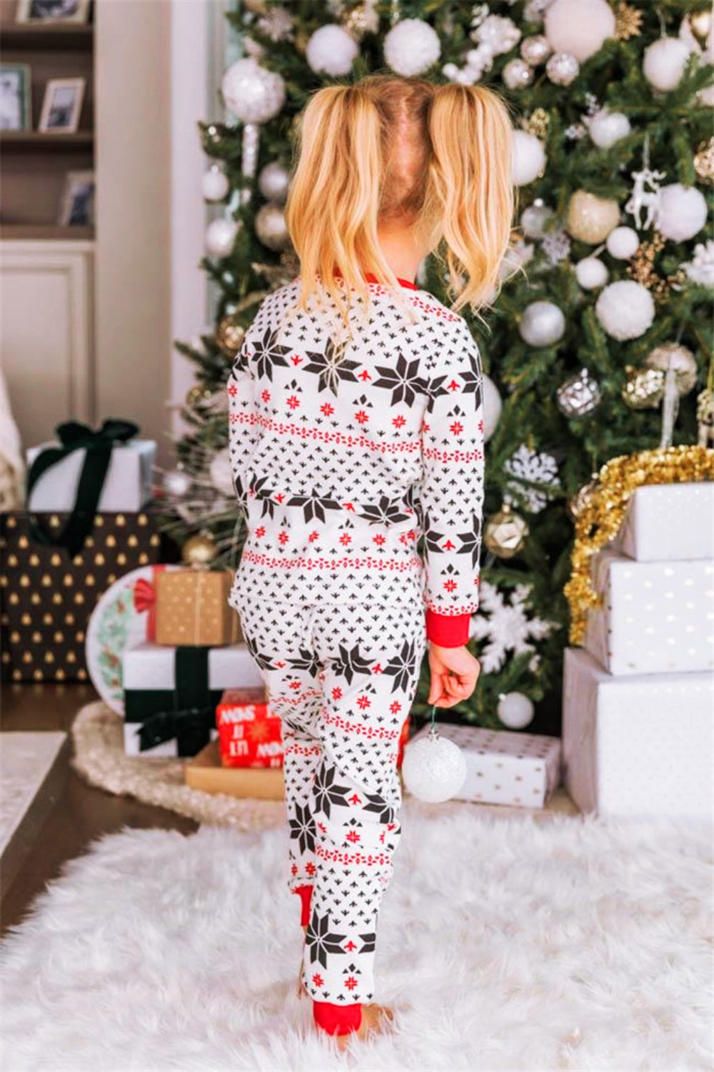 Snowflake Pattern Top and Pants Set - Fashorio