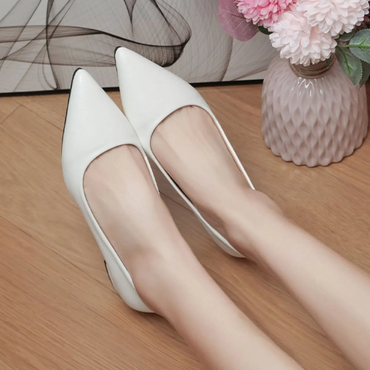 Pointed Toe Low Heel Pump - Fashorio