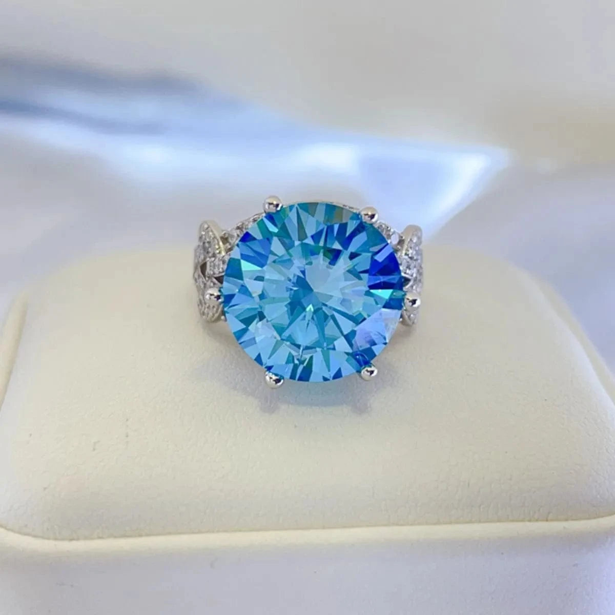10 Carat Moissanite 925 Sterling Silver Ring - Fashorio