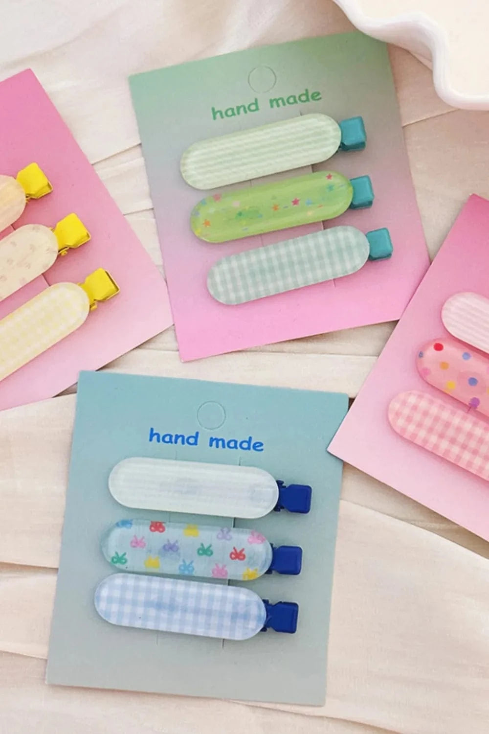 2-Piece Acrylic Hair Pins - Fashorio