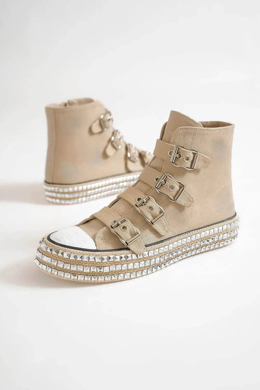 Beast Fashion Multi-Buckle Straps Studded Platform Sneakers - Fashorio