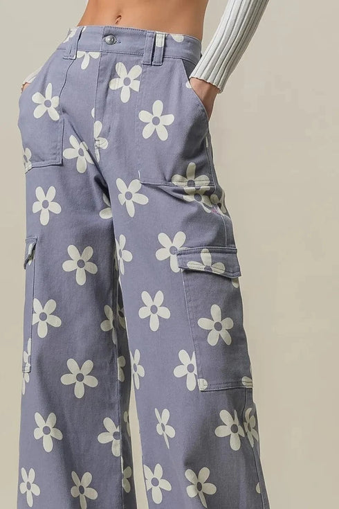 BiBi Flower Printed Side Pocket Wide Pants - Fashorio