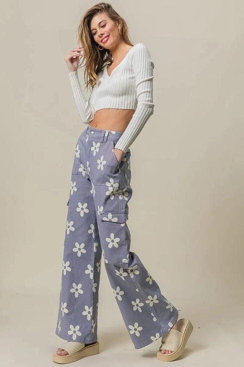 BiBi Flower Printed Side Pocket Wide Pants - Fashorio