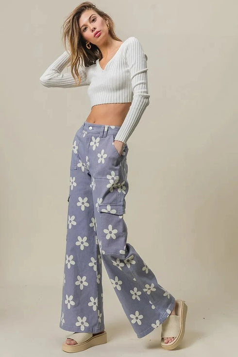 BiBi Flower Printed Side Pocket Wide Pants - Fashorio