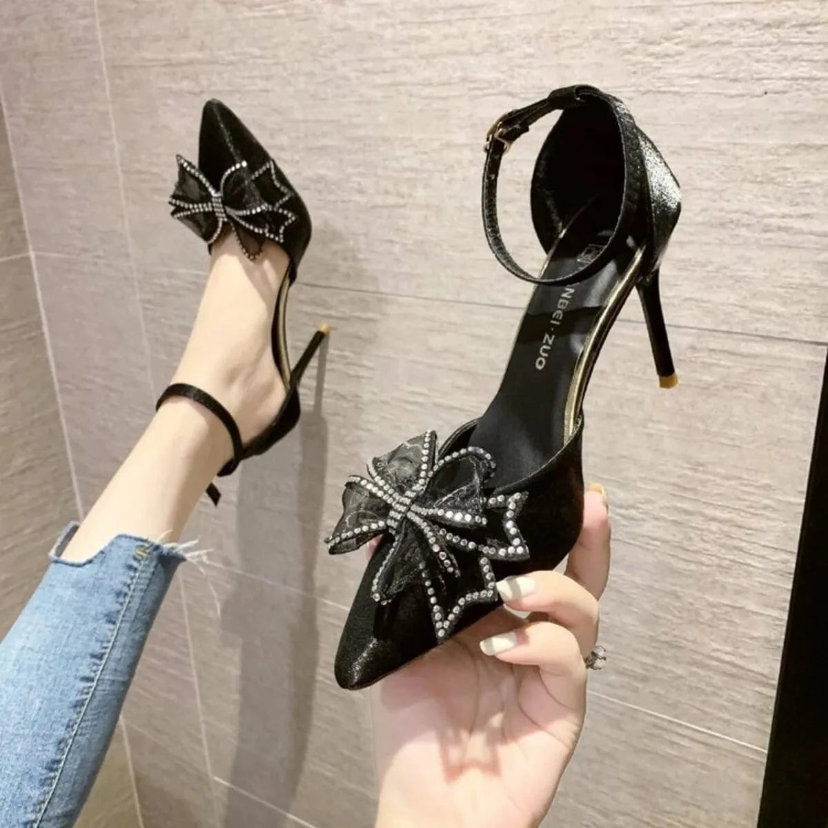 Bow Point Toe Pumps Black - Fashorio