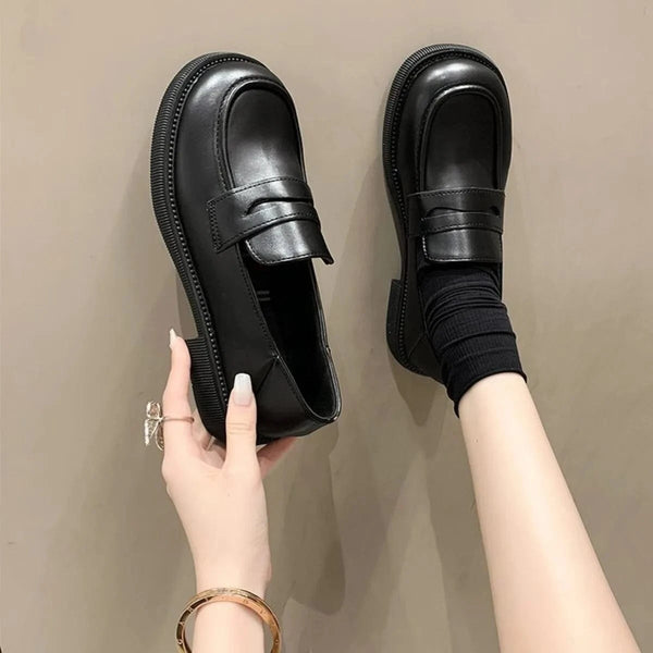Round Toe Leather Loafers Black - Fashorio