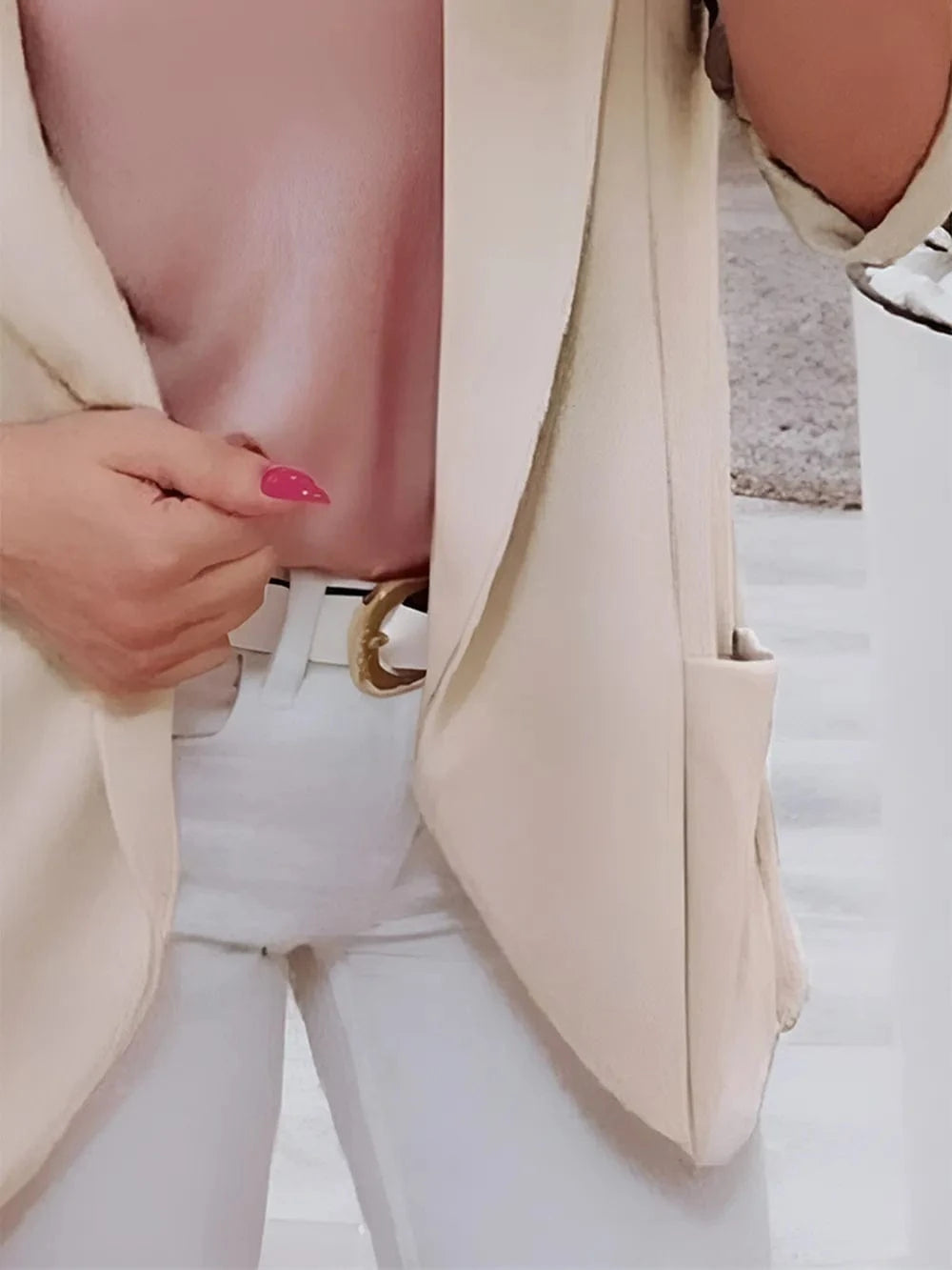 Collared Neck Long Sleeve Blazer - Fashorio