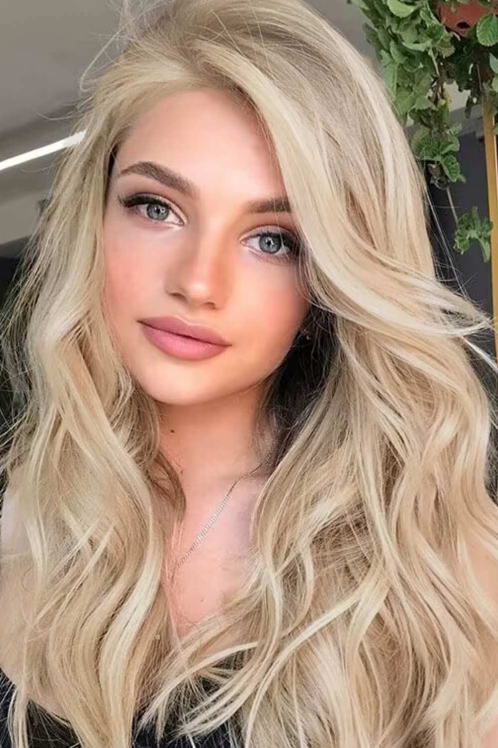 13*2" Lace Front Wigs Synthetic Long Wave 25" 150% Density - Fashorio