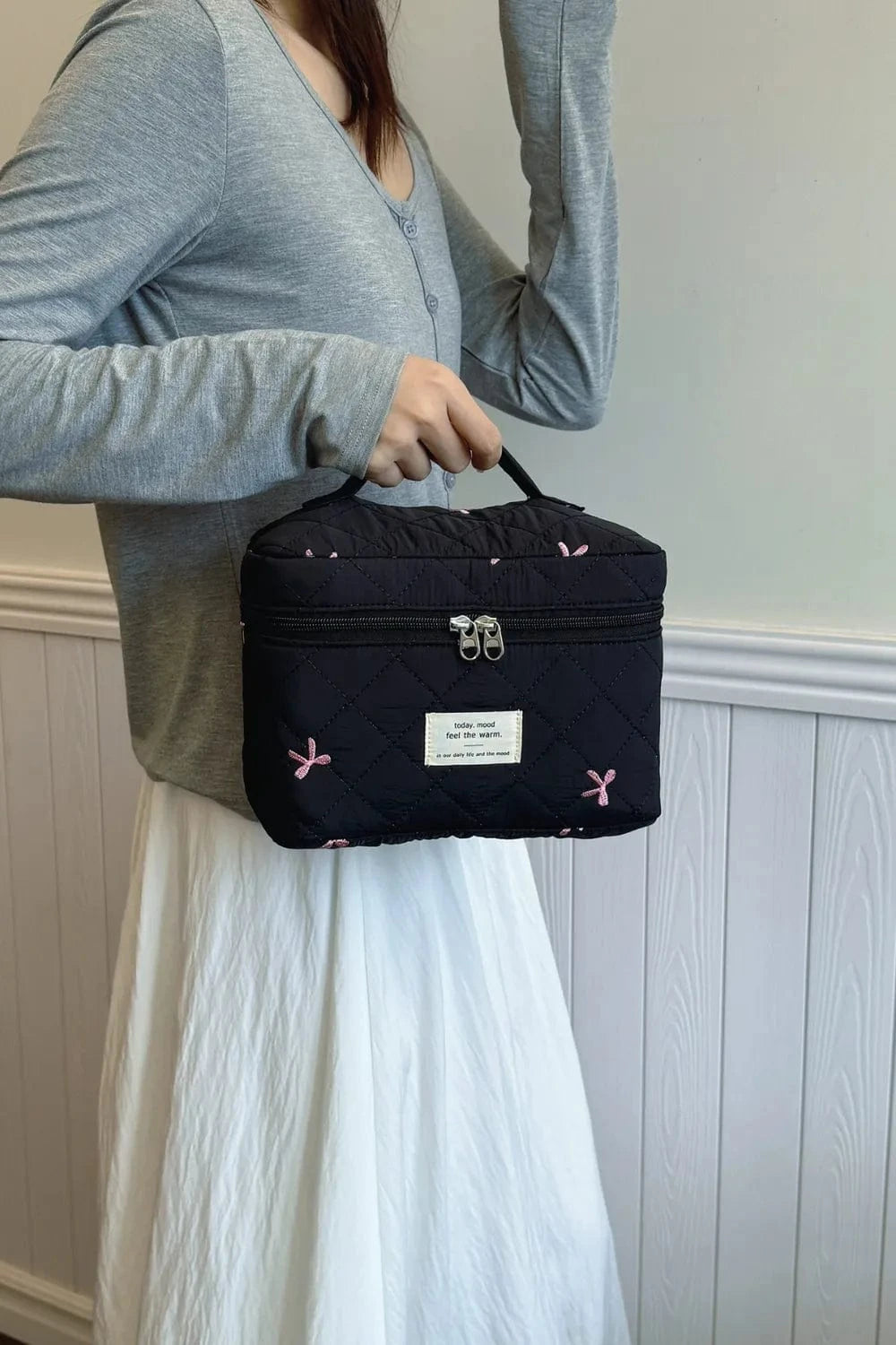 Bow Embroidered Quilted Storage Bag with Zip - Fashorio