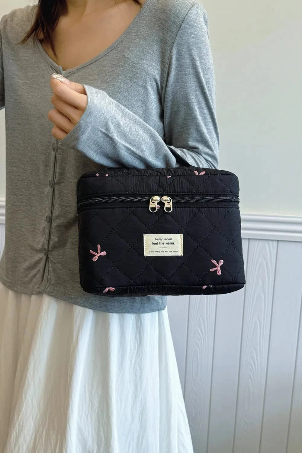 Bow Embroidered Quilted Storage Bag with Zip - Fashorio