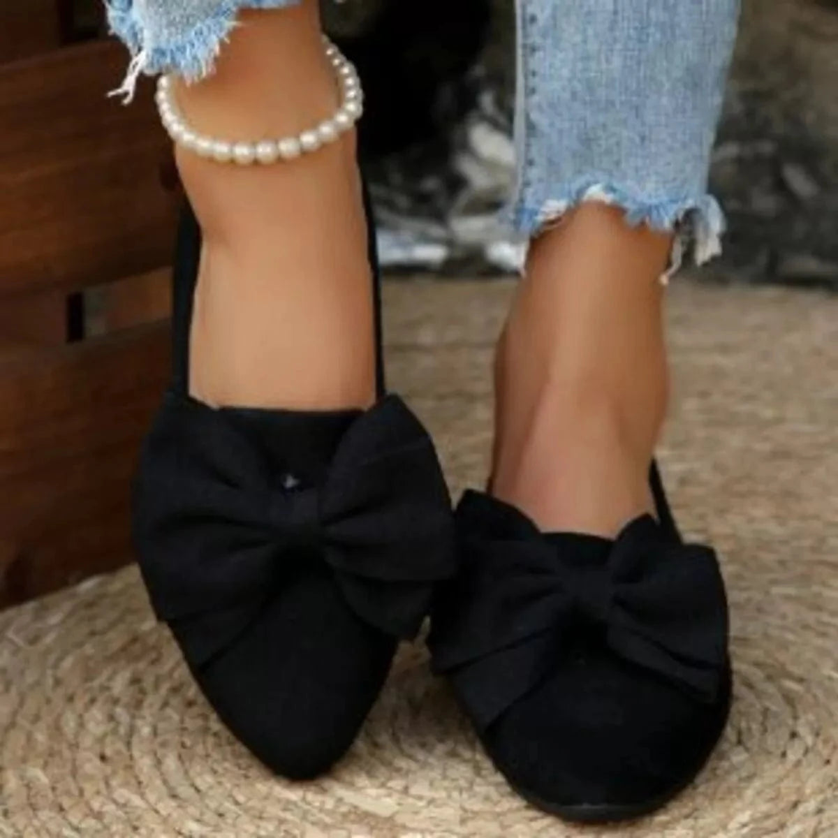 Bow Point Toe Slip-Ons - Fashorio