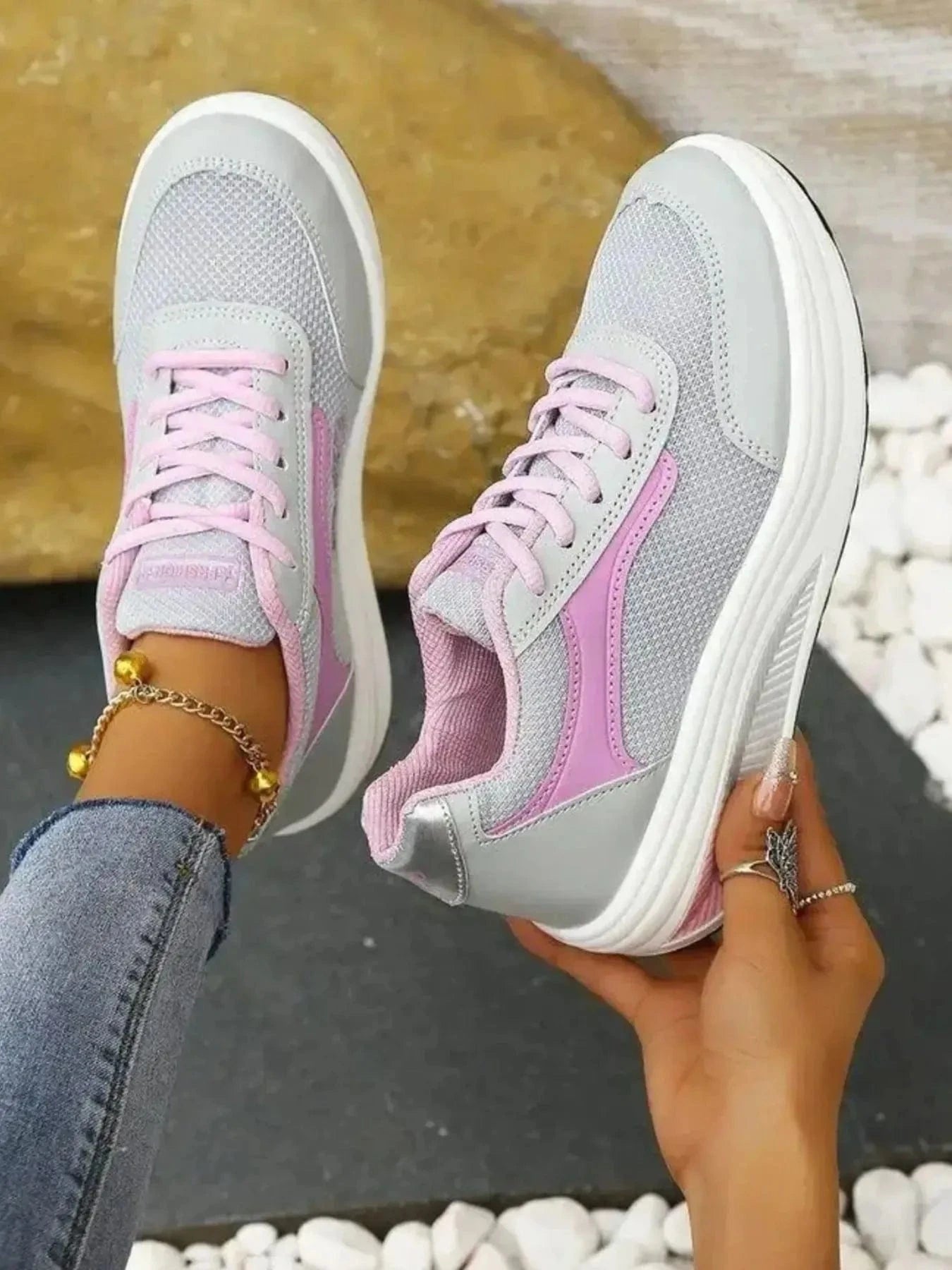 Breathable Lace Up Contrast Mesh Athletic - Fashorio