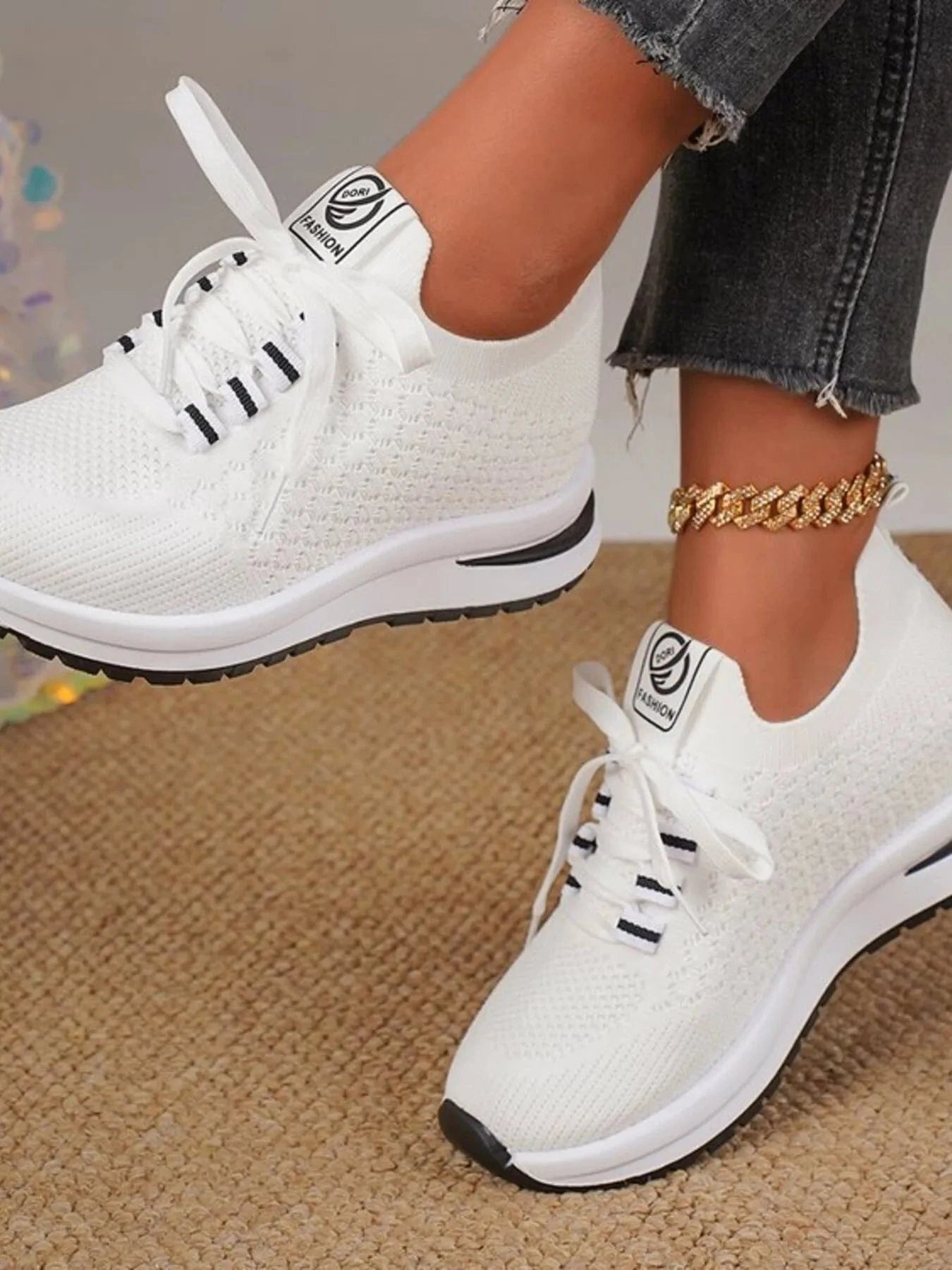 Breathable Mesh Lace Up Sneakers - Fashorio