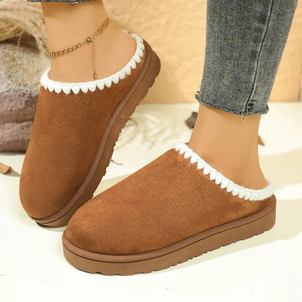Fleece Lined Round Toe Slippers Camel - Fashorio
