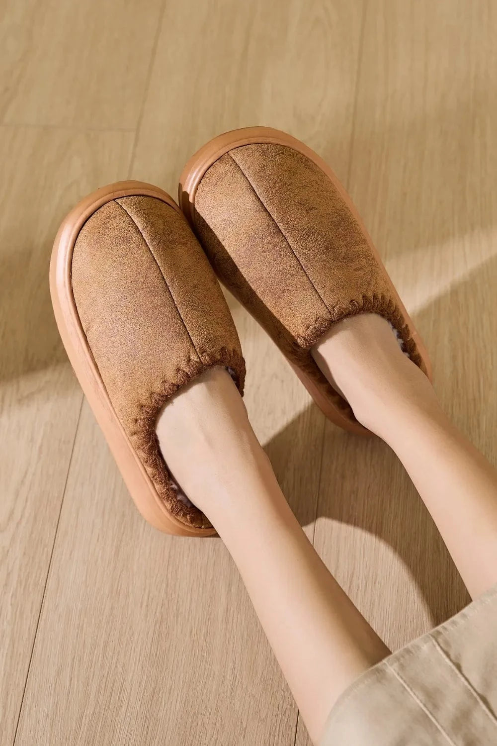 Thermal Round Toe Platform Slippers Caramel - Fashorio