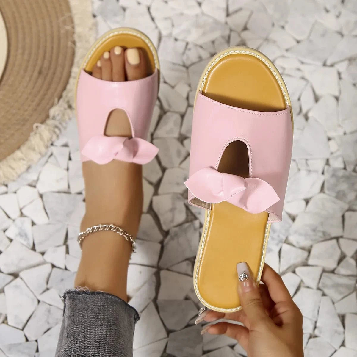Casual Open Toe Cutout Detail Sandals - Fashorio