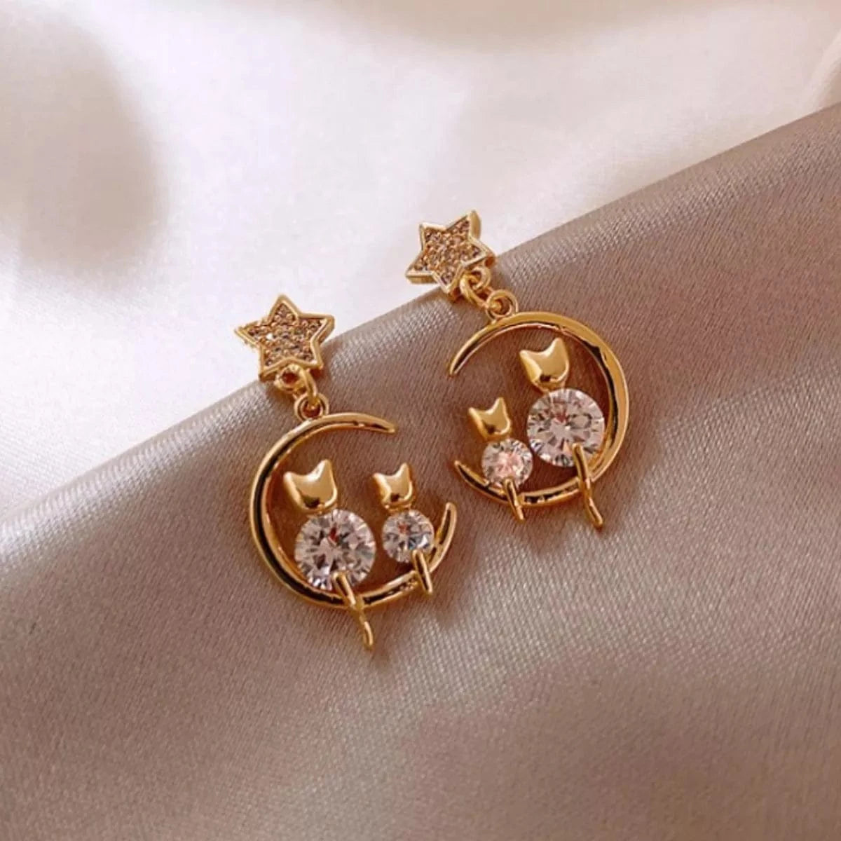 18K Gold-Plated Dangle Earrings - Fashorio
