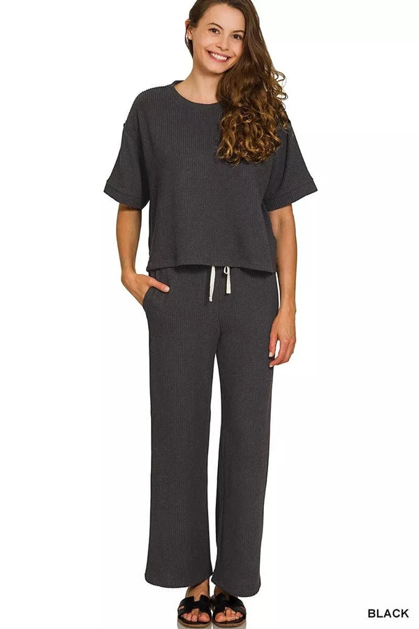 Zenana Raised Rib Short Sleeve Tee & Pants Set BLACK - Fashorio