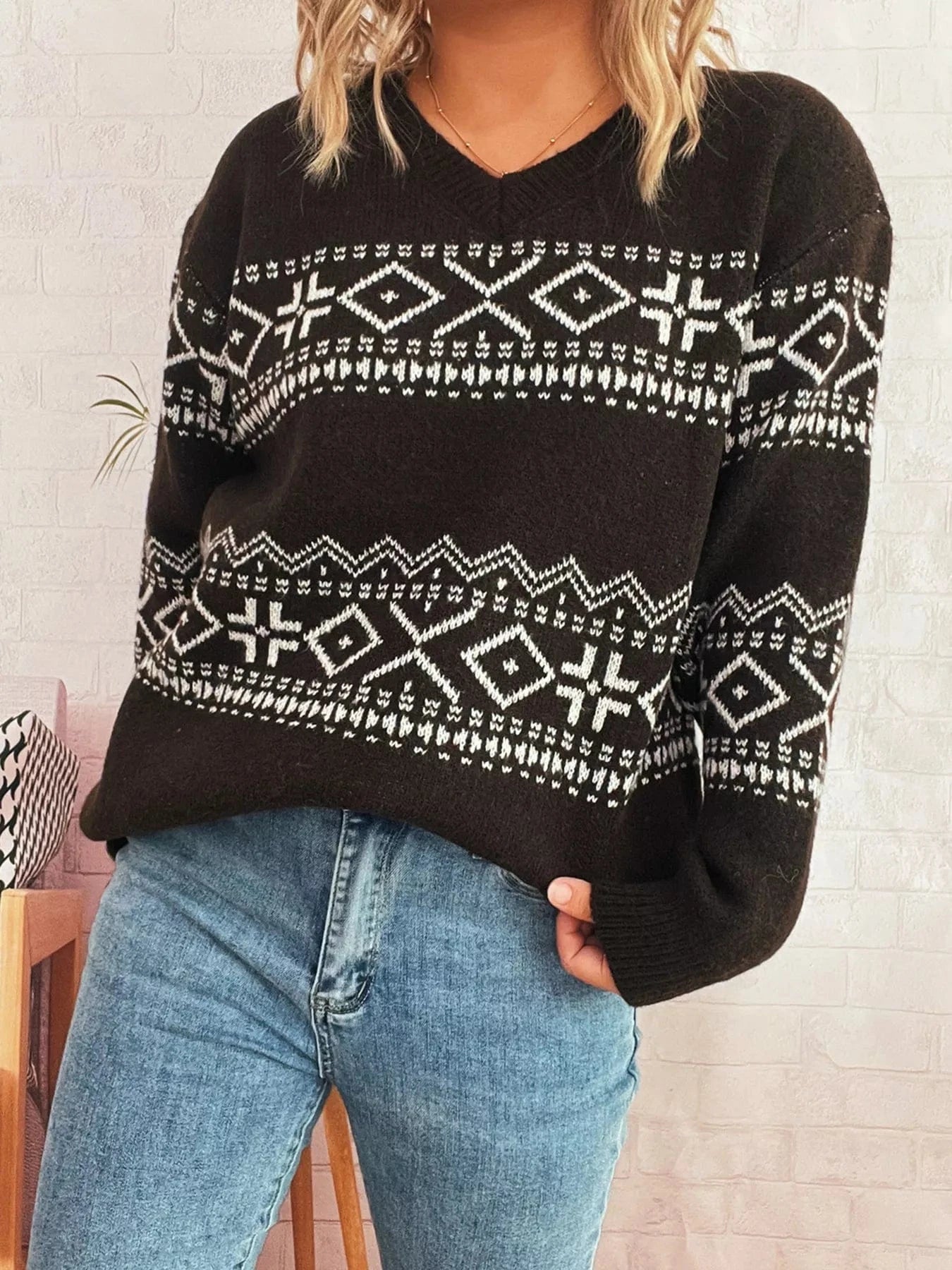 Geometric Dropped Shoulder Long Sleeve Sweater - Fashorio