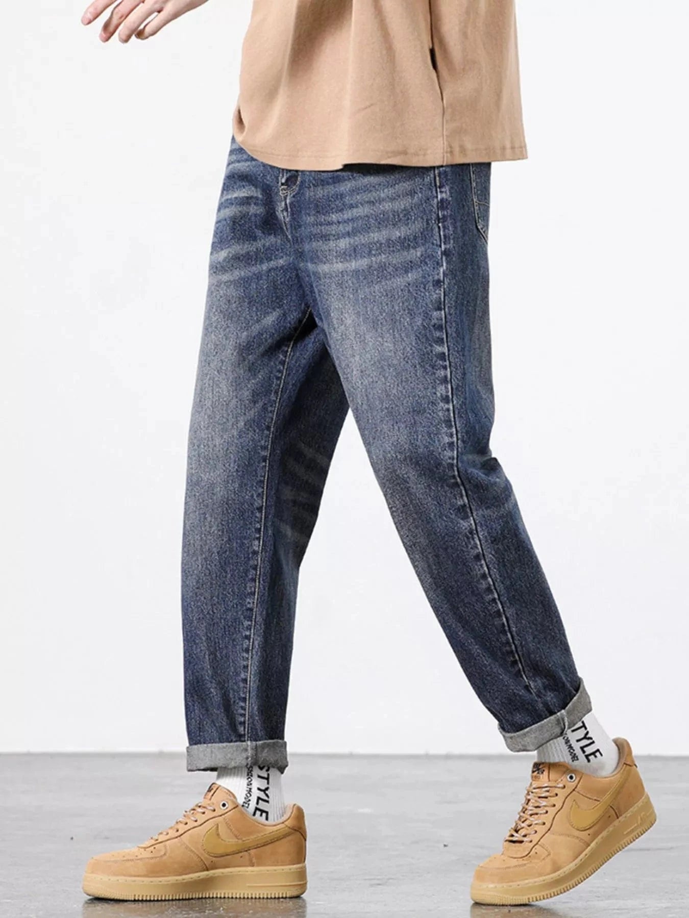Men’s Straight Fit Jeans – Washed Cotton Stretch Denim - Fashorio