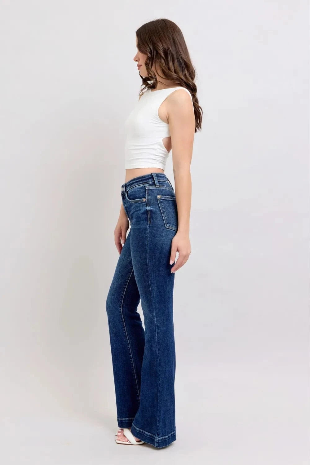 Plus Size High Rise Flare Jeans – Retro Stretch Denim - Fashorio