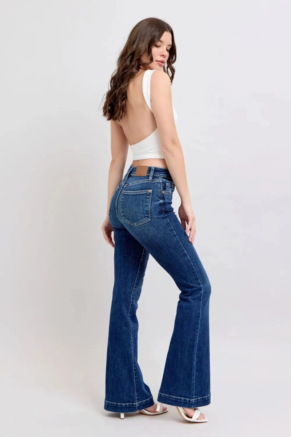 Plus Size High Rise Flare Jeans – Retro Stretch Denim - Fashorio