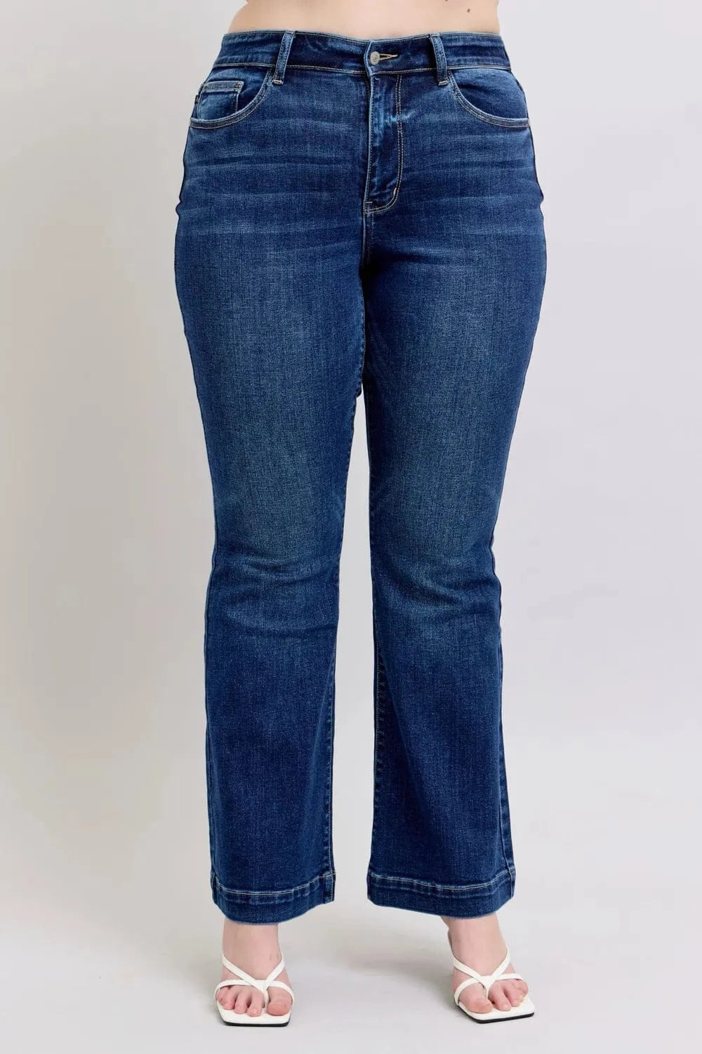 Plus Size High Rise Flare Jeans – Retro Stretch Denim - Fashorio