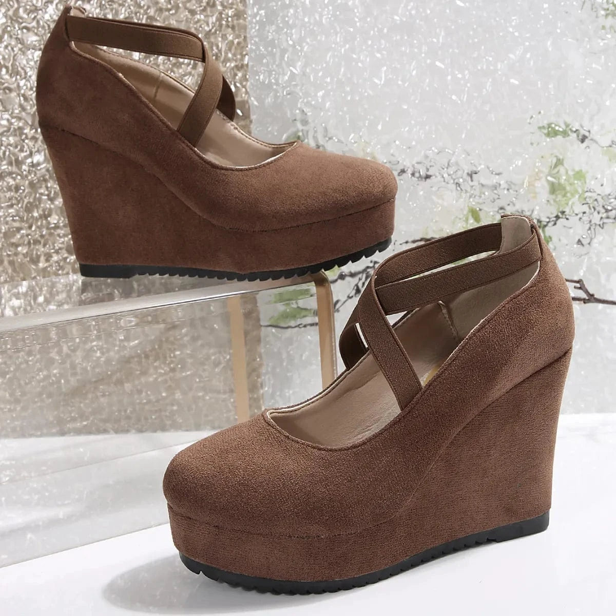 Crisscross Platform Wedge Pumps - Fashorio