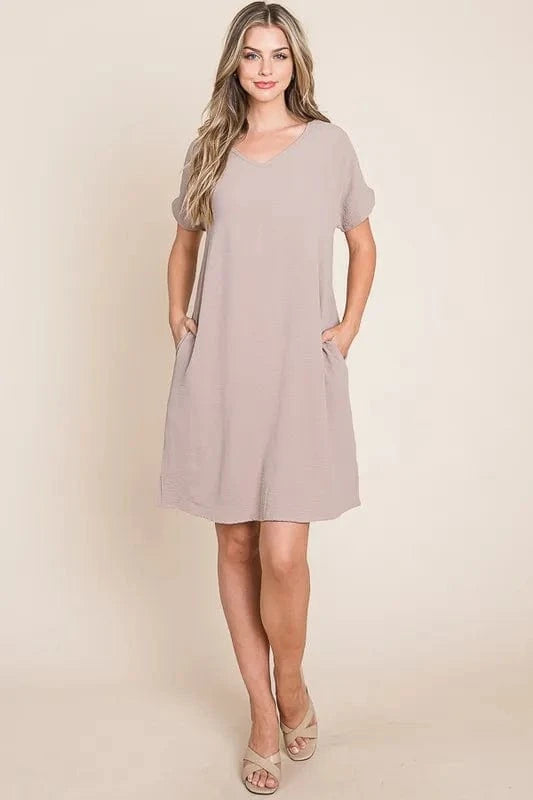 BOMBOM V-Neck Short Sleeve Dress with Pockets - Fashorio