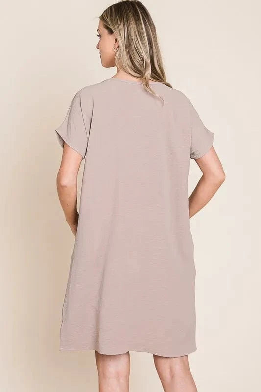 BOMBOM V-Neck Short Sleeve Dress with Pockets - Fashorio