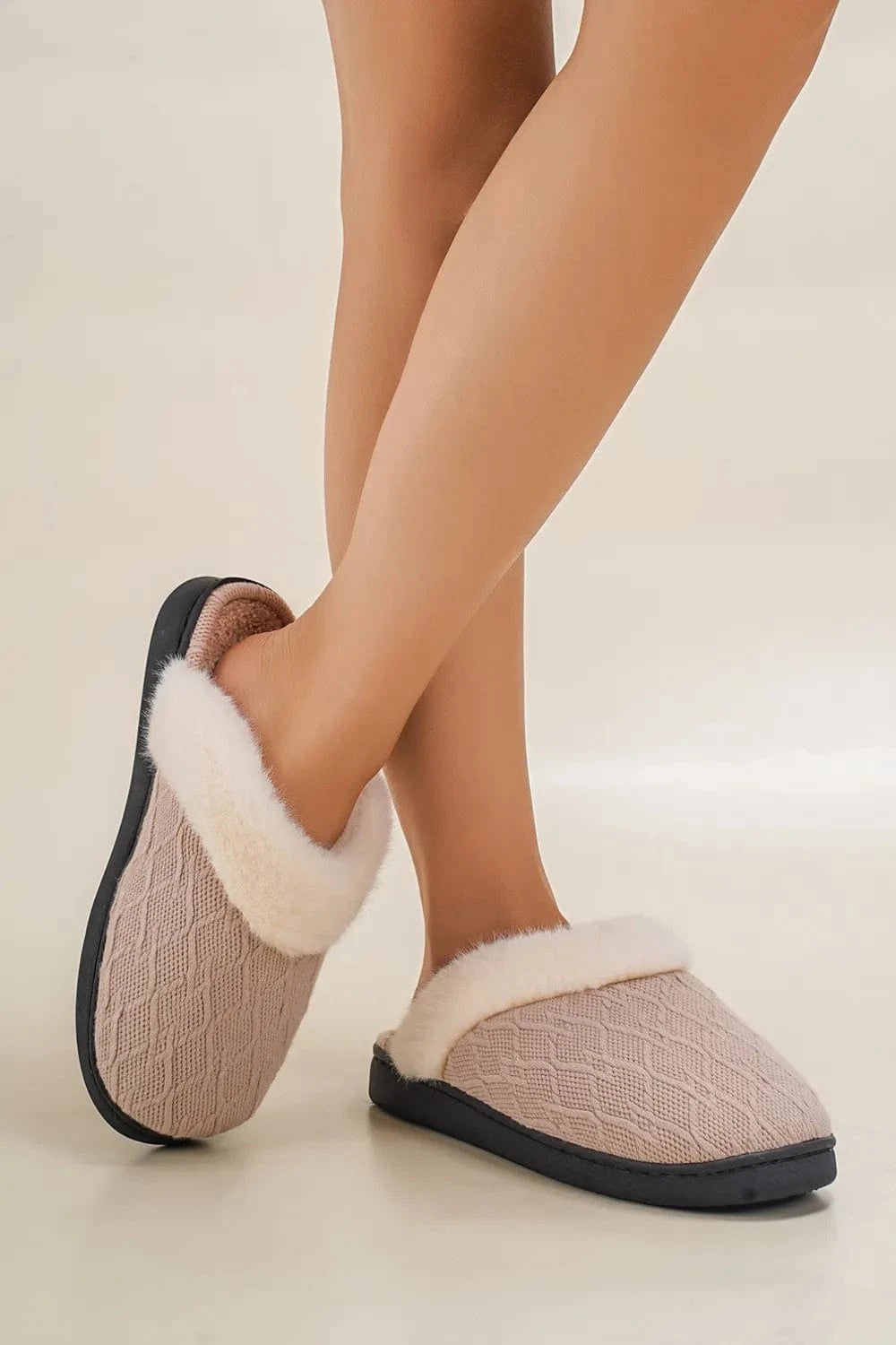 Thermal Faux Fur Round Toe Slippers Dust Storm - Fashorio