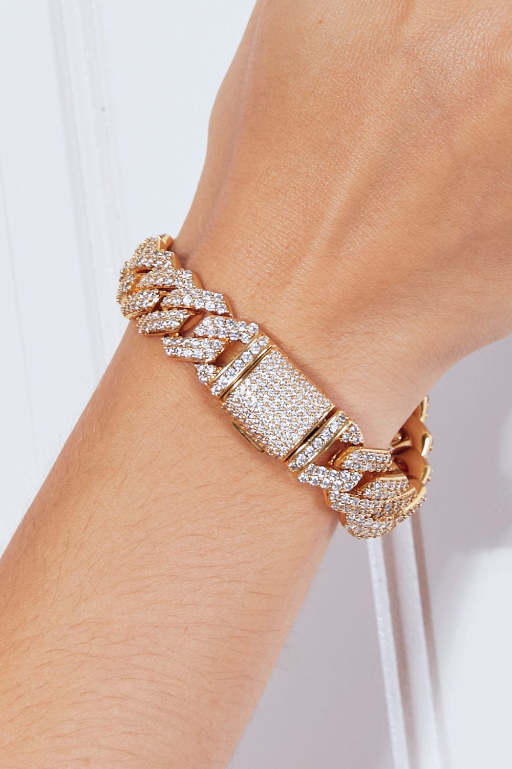Alloy Inlaid Zircon Bracelet - Fashorio