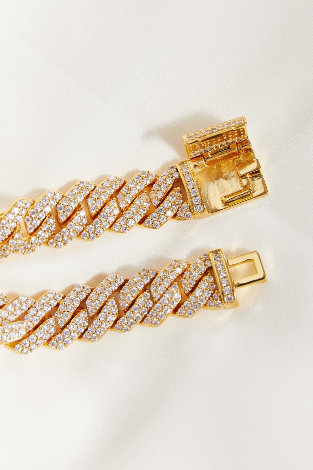 Alloy Inlaid Zircon Bracelet - Fashorio